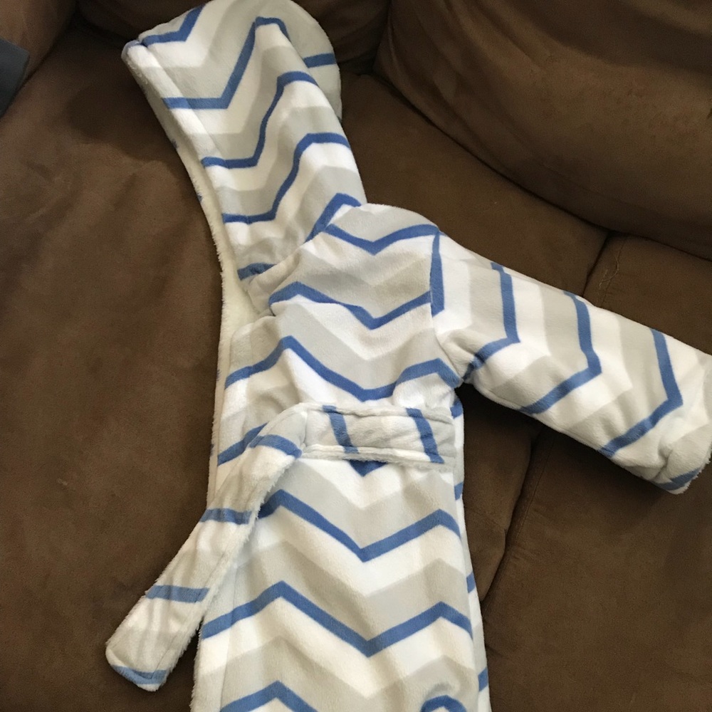Baby robe